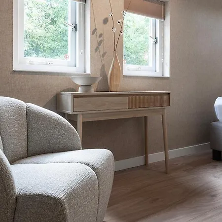 Budget Near With Wifi Tilburgo